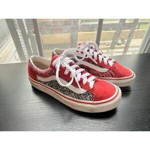 Vans Old Skool Low Top Sneakers Red Gray Logo Print Suede Women Size 7 / Men 5.5